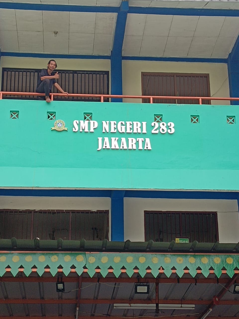 Huruf Timbul Nama Sekolah